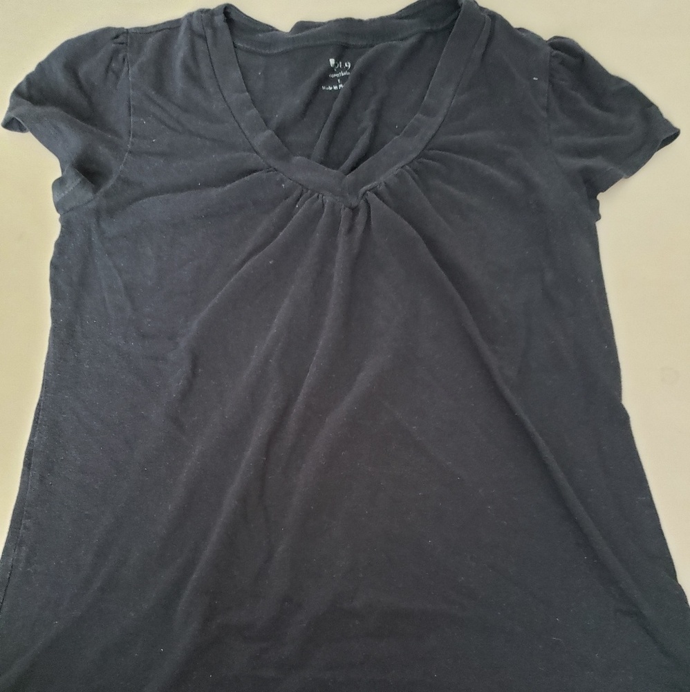 Womens short sleeve shirt